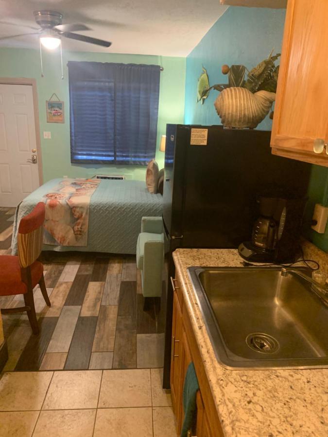 Michaels Siesta Studios Redington Shores Εξωτερικό φωτογραφία