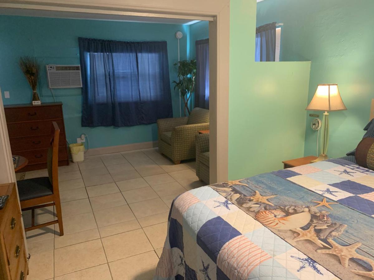 Michaels Siesta Studios Redington Shores Εξωτερικό φωτογραφία