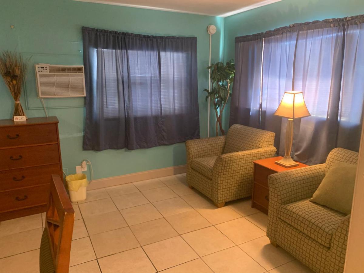 Michaels Siesta Studios Redington Shores Εξωτερικό φωτογραφία