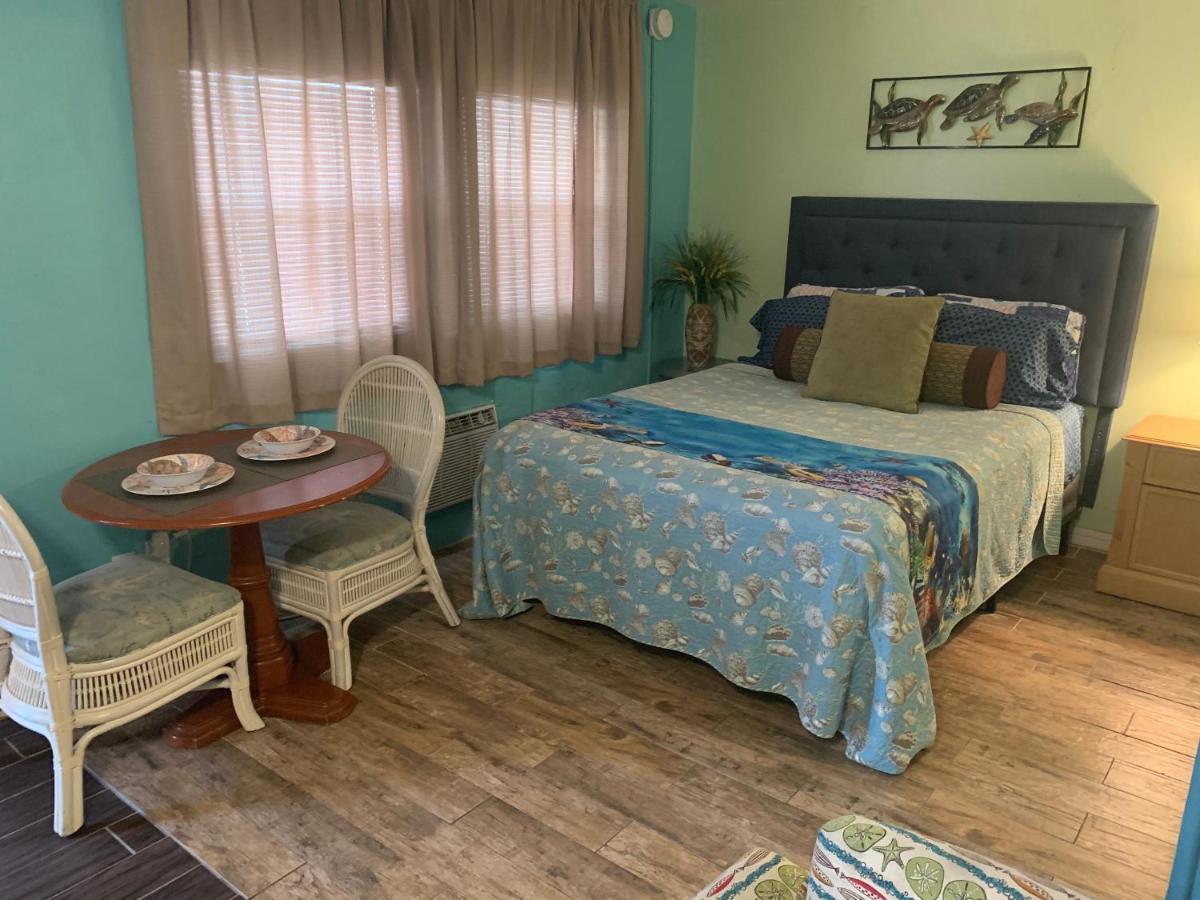 Michaels Siesta Studios Redington Shores Εξωτερικό φωτογραφία