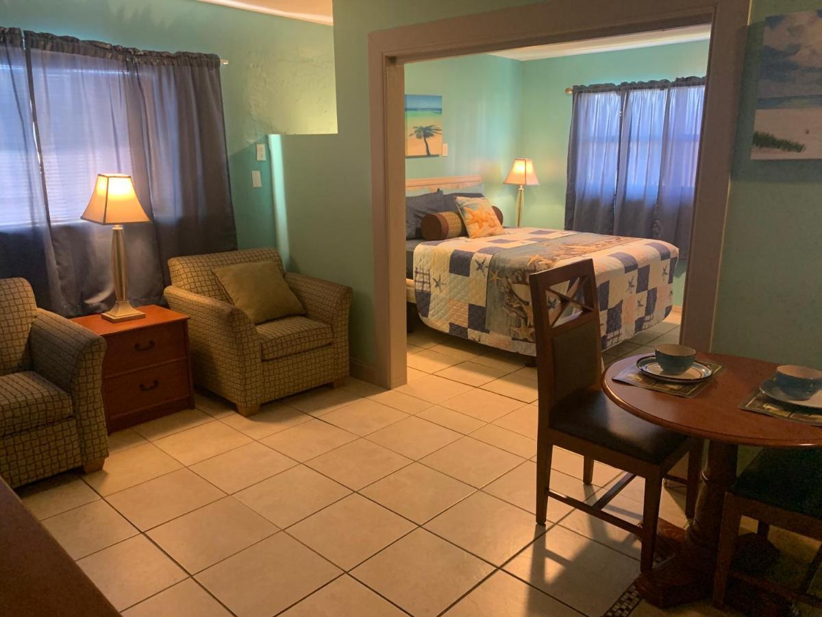 Michaels Siesta Studios Redington Shores Εξωτερικό φωτογραφία